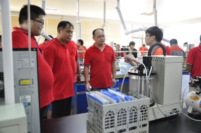 车仆润滑油2018经销商代表参观工厂之行